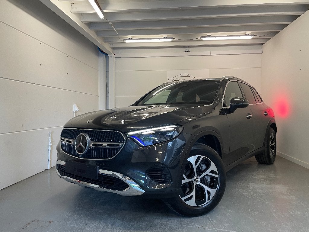 Mercedes-Benz - GLC300e 4M - Plug-In Hybride, 230 kW, 4 cilinders, Leder, Hybride Elektrisch/Benzine