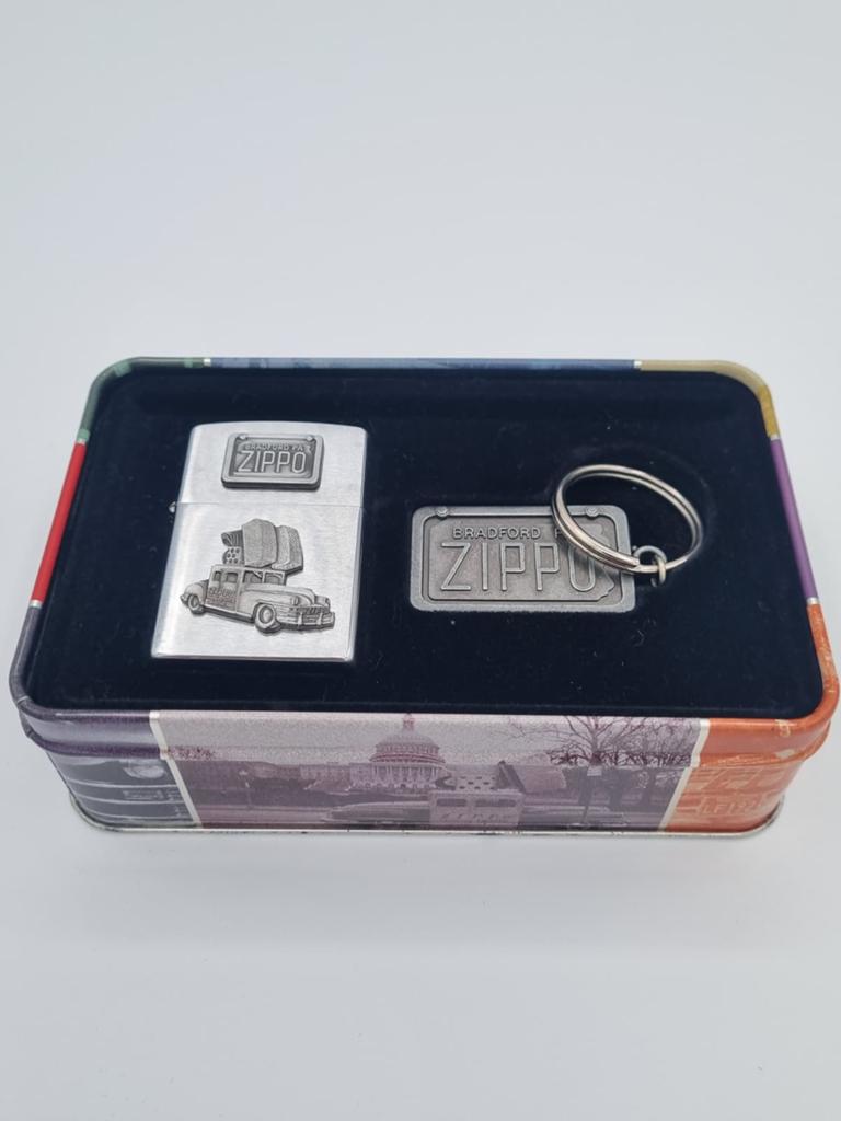 Voiture Zippo Edition Limitée 1998, Collections, Envoi, Comme neuf, Briquet