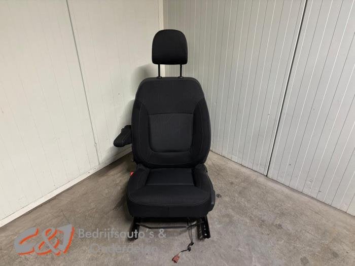 Siège gauche d'un Renault Trafic, Renault, -, 3 mois de garantie, Utilisé
