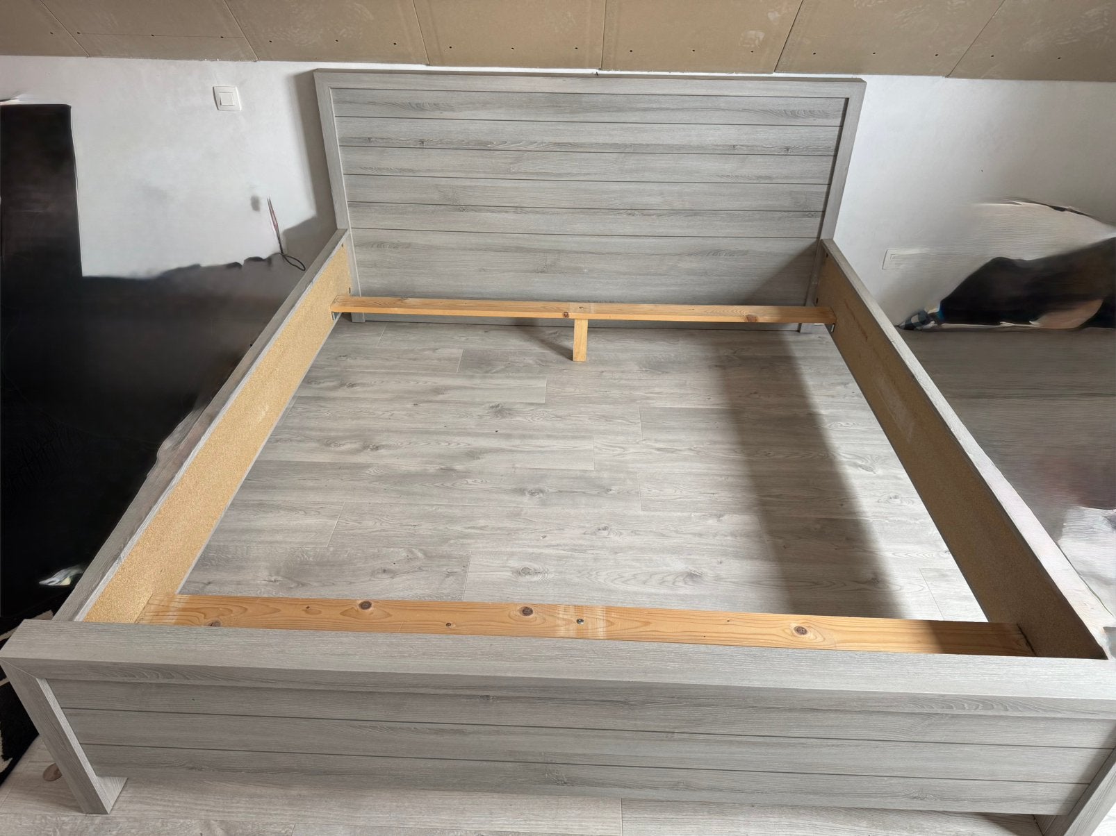 Bed 180x200 grijs, Huis en Inrichting, Ophalen, Gebruikt, Tweepersoons, 180 cm