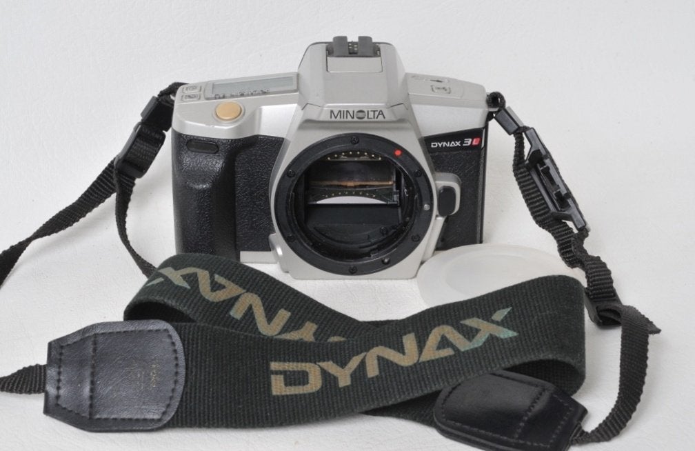 Minolta BODY Dynax 3 l AF + band NIEUWSTAAT Zilver, Ophalen of Verzenden, Zo goed als nieuw, Spiegelreflex, Minolta