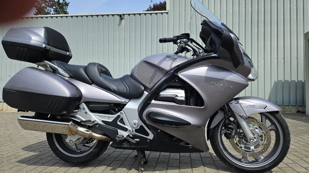 honda pan european 1300  de luxe .gekeurd voor verkoop, Motoren, Motoren | Honda, Occasion, Particulier, Toermotor, 1300 cc