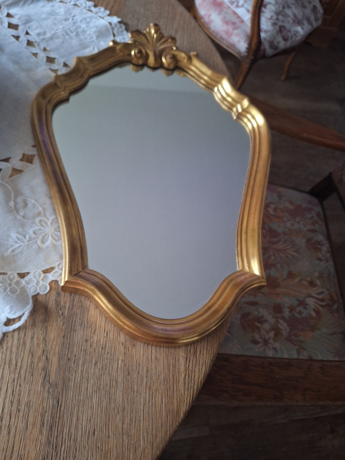 Joli miroir en parfait état. H48xL33., Antiquités & Art, Enlèvement