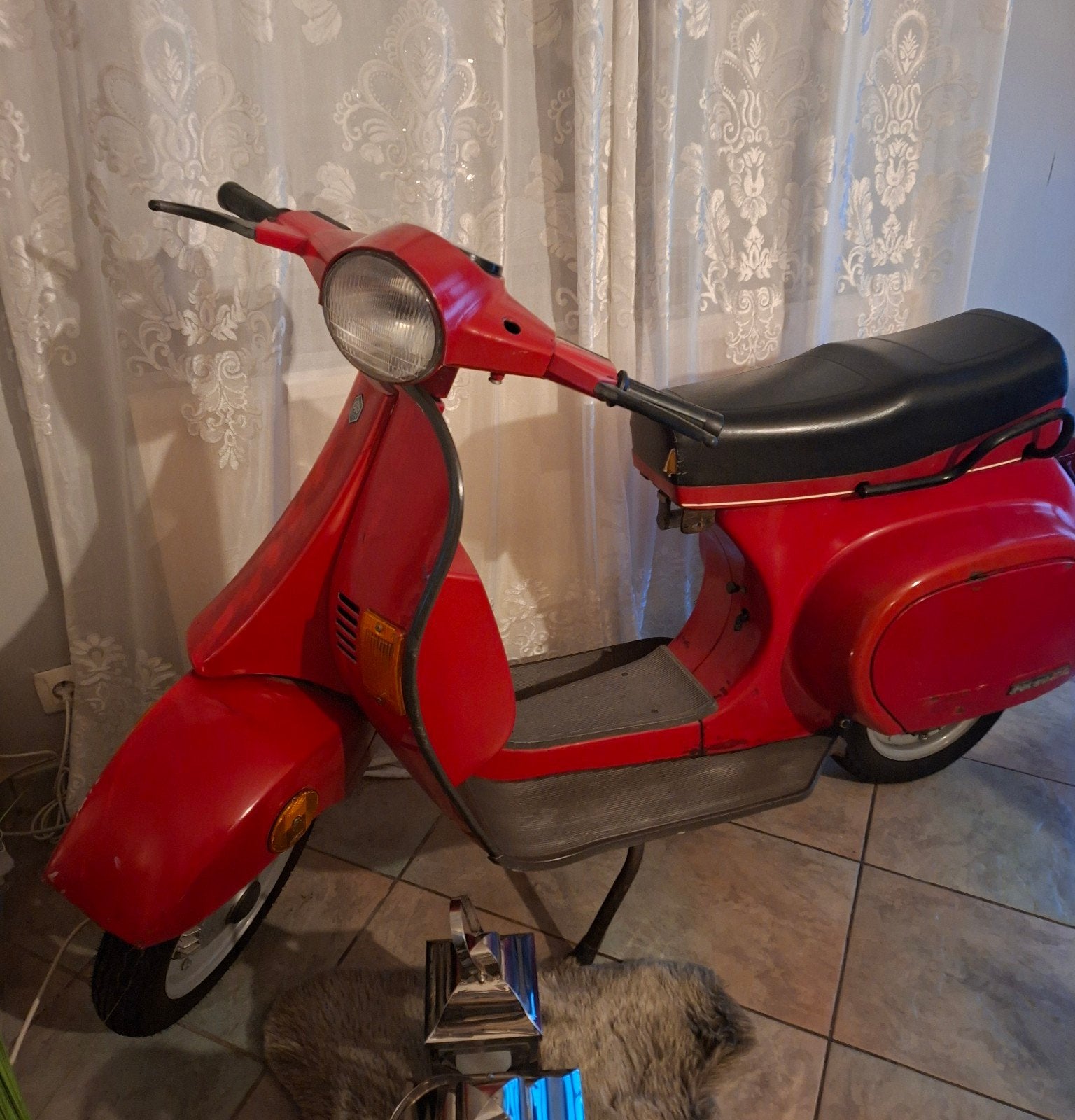 Vespa 50cc année 1984, Fietsen en Brommers, Ophalen