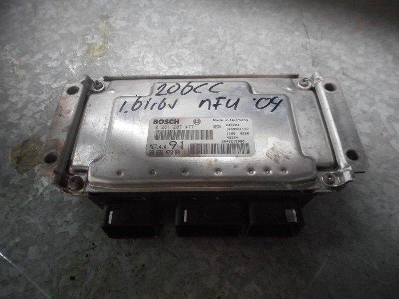 CALCULATEUR MOTEUR ECU Peugeot 206 CC (2D) (0261207477), Robert Bosch AG, Utilisé, Robert-Bosch-Allee 1
74232  Abstatt, DE, Engineering@bosch.com