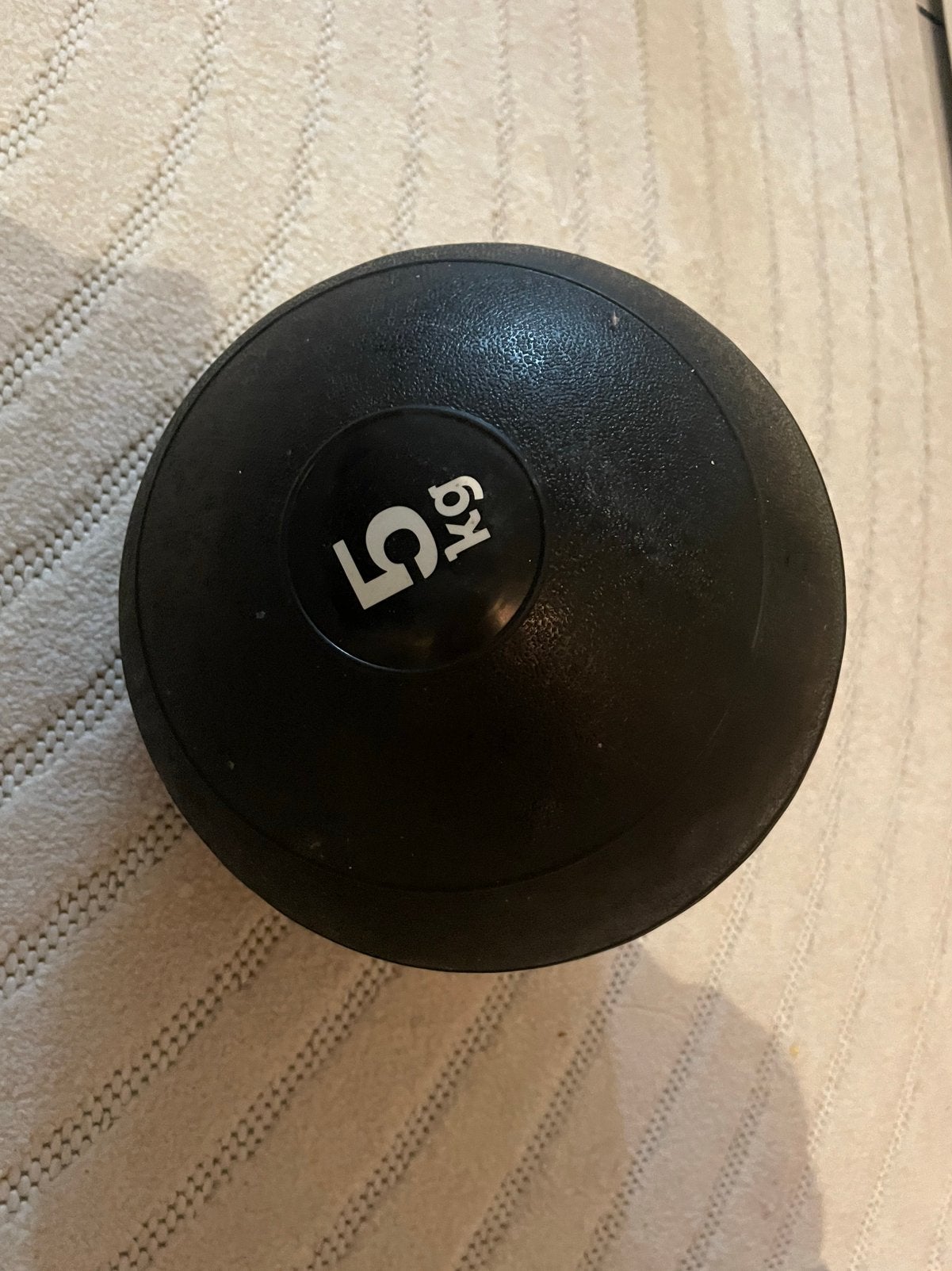 Ballon sport de 5KG, Sports & Fitness, Équipement de fitness, Enlèvement, Comme neuf