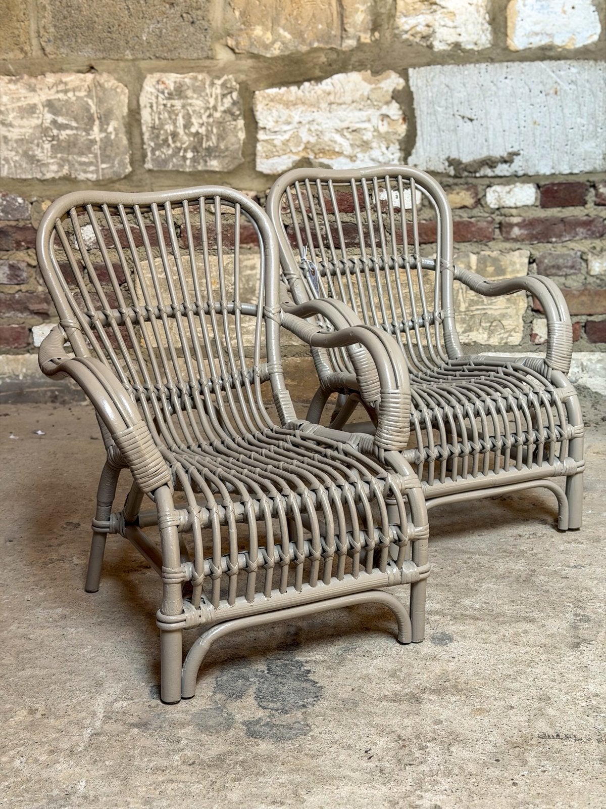 2 opgeknapte vintage rotan kinderstoeltjes, Ophalen, Nieuw