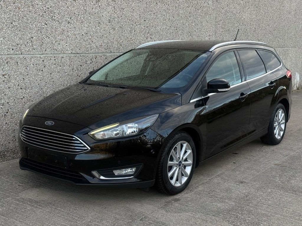 FORD FOCUS - ECOBOOST - NAVI – EURO 6 – TOPSTAAT, Auto's, Focus, Zwart, Bedrijf, Airconditioning