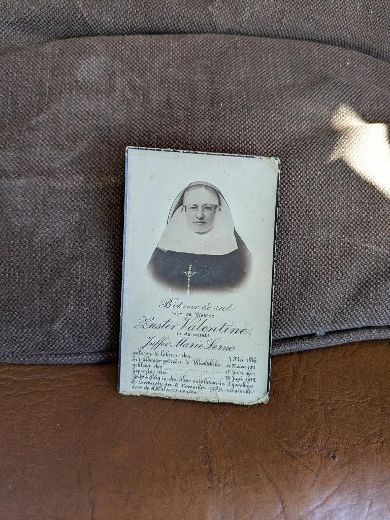 Dp zuster valentine, Verzamelen, Bidprentjes en Rouwkaarten, Ophalen of Verzenden, Bidprentje
