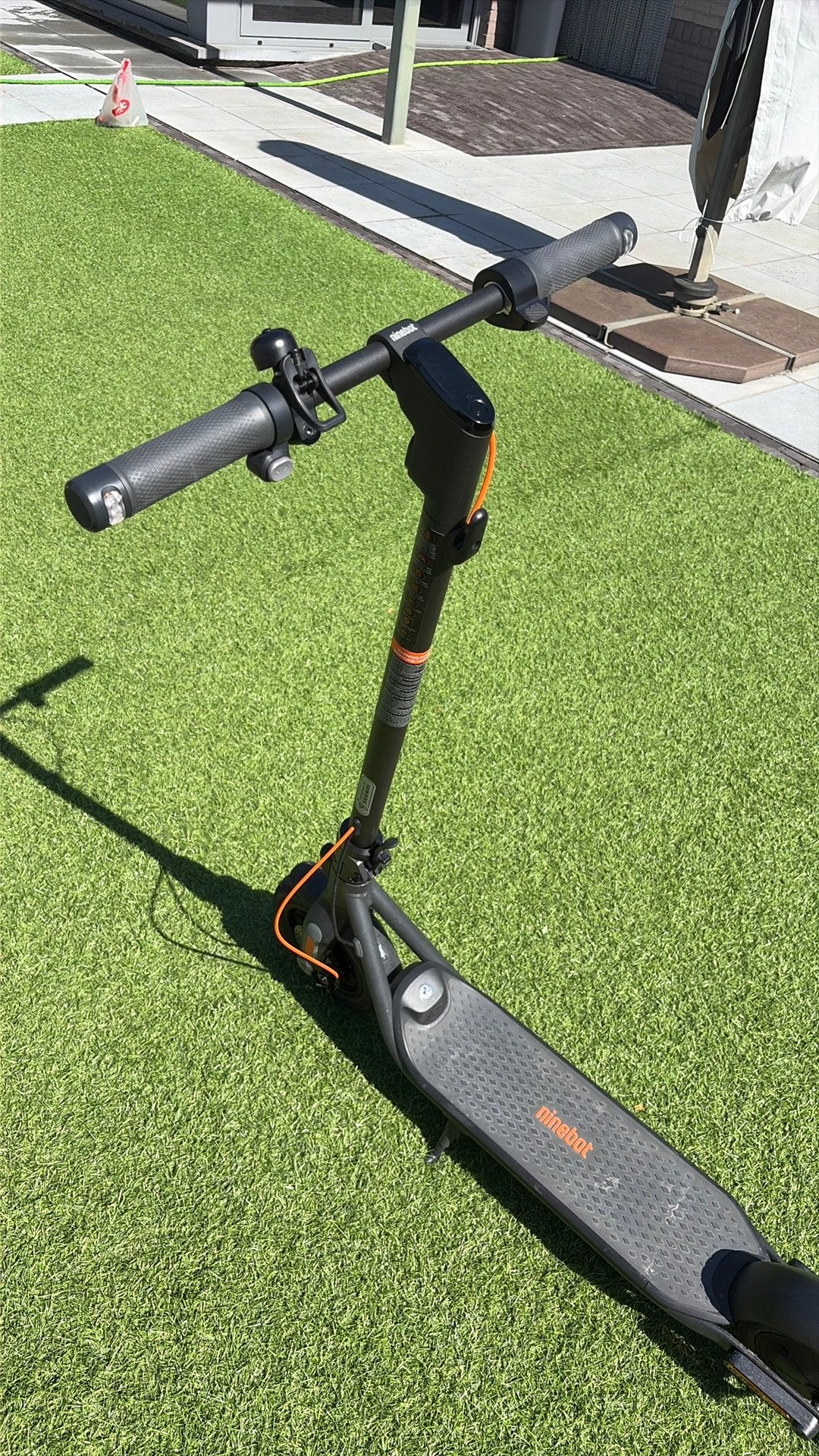 E-step ninebot F2 PLUS, Fietsen en Brommers, Steps, Zo goed als nieuw, Elektrische step (E-scooter), Ophalen