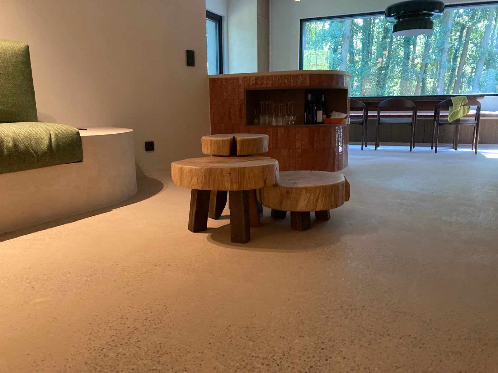 Salontafel set in massief eik 3 hoogtes, Huis en Inrichting, Ophalen, Nieuw, Eikenhout