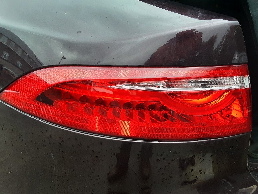 FEU ARRIÈRE GAUCHE Jaguar XF (X260) (GX6313405AE), Campus Kronberg 7
61476  Kronberg im Taunus, DE, Utilisé, Jaguar, Jaguar Land Rover Deutschland GmbH