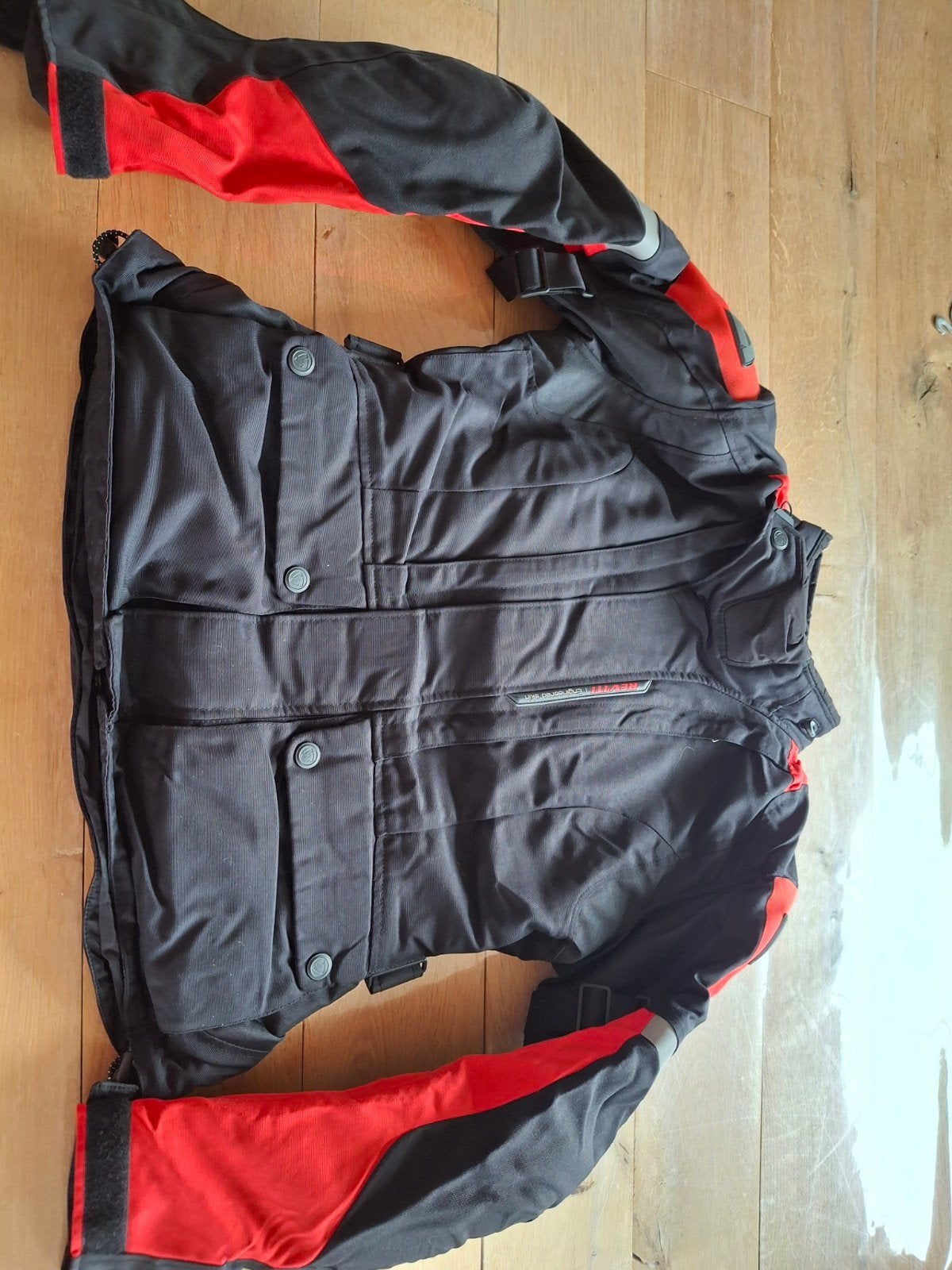 moto jas, Motoren, Ophalen