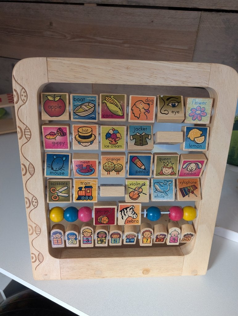 B.Toys wooden alphabet abacus, Ophalen, Zo goed als nieuw, Overige typen
