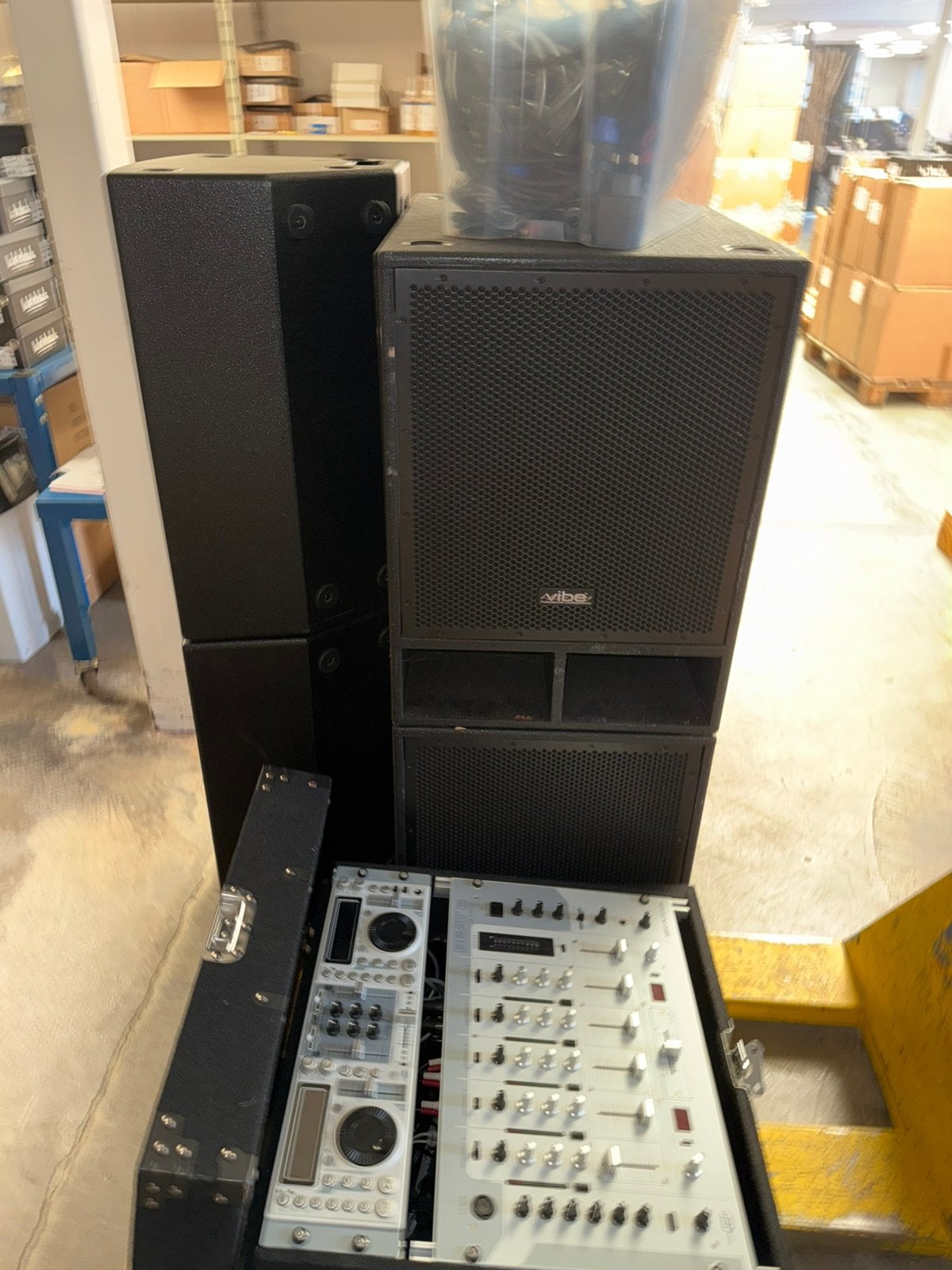 JB System Vibe Speakers en subs. Complete DJ set, Audio, Tv en Foto, Luidsprekerboxen, Speakerset, Zo goed als nieuw, Ophalen