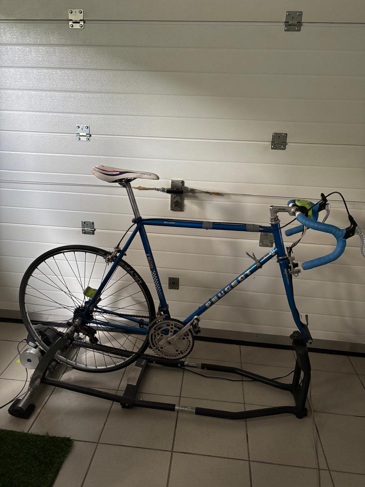 Entraîneur de vélo professionnel, Enlèvement, Utilisé, Autres types