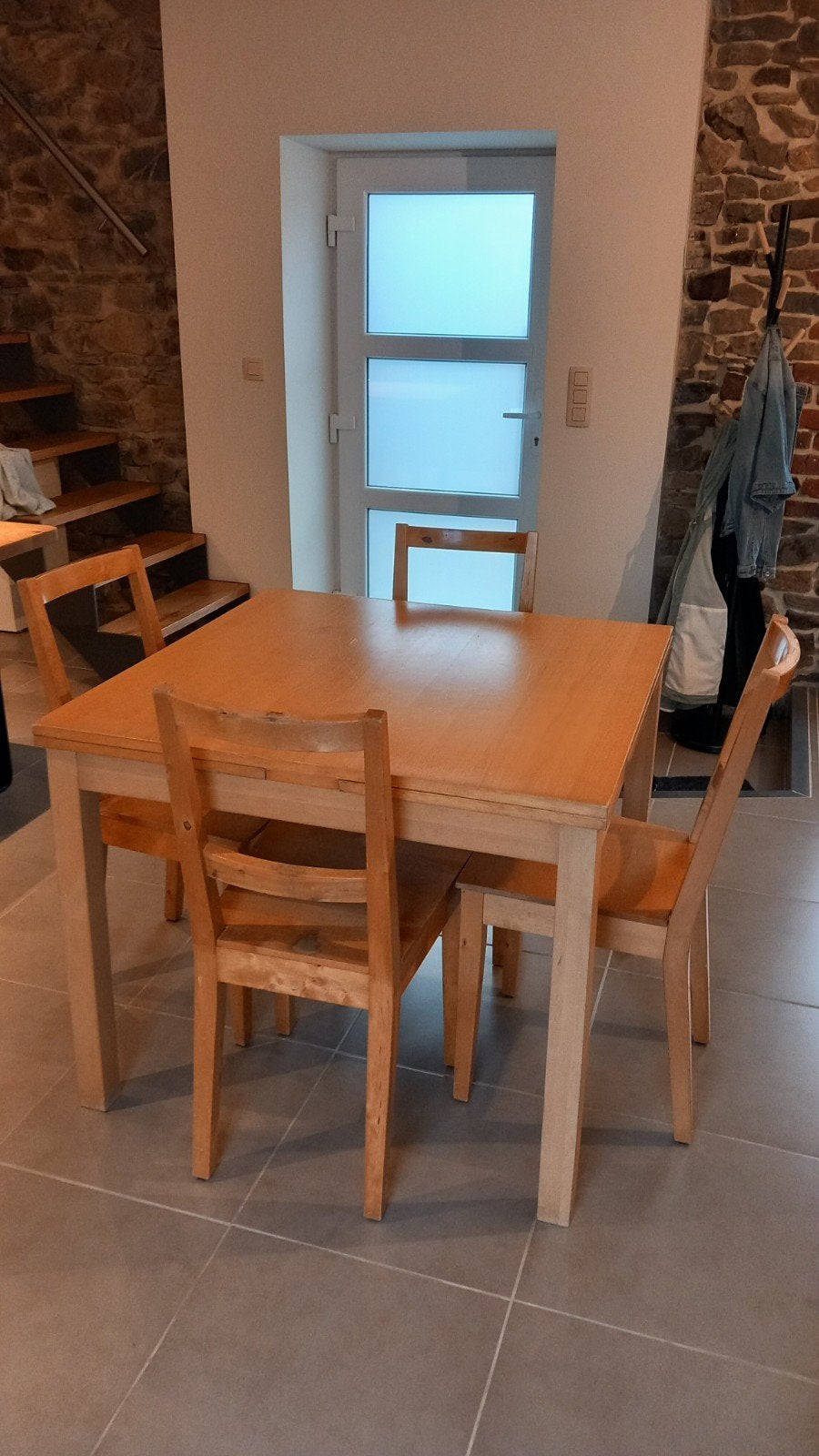 Table extensible 4-6 personnes et 4 chaises Ikea, 150 à 200 cm, Cinq personnes ou plus, Enlèvement, Utilisé