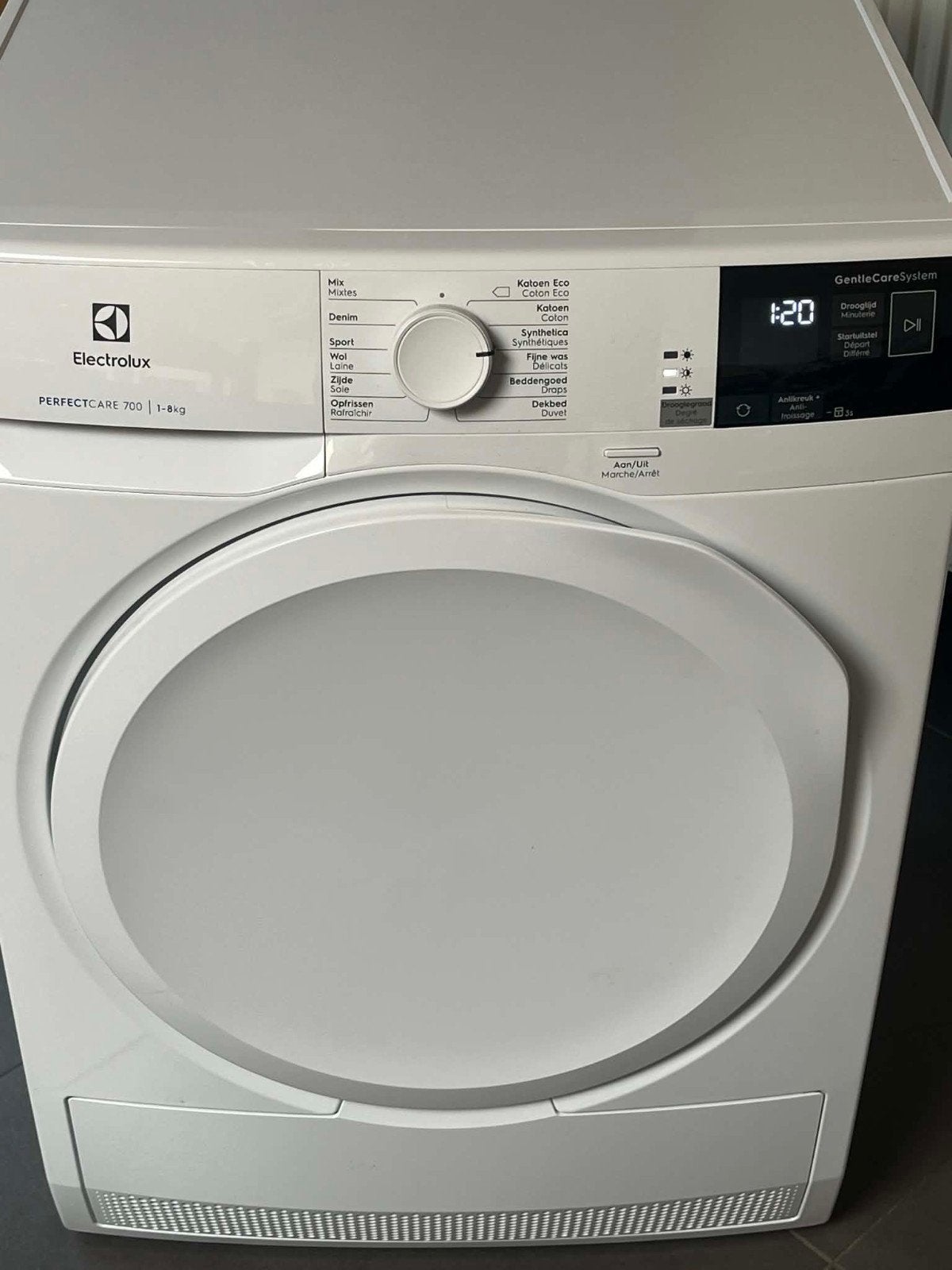 Droogkast Electrolux PerfectCare 700 Klasse A++ Warmtepomp 8, Elektronische apparatuur, Ophalen