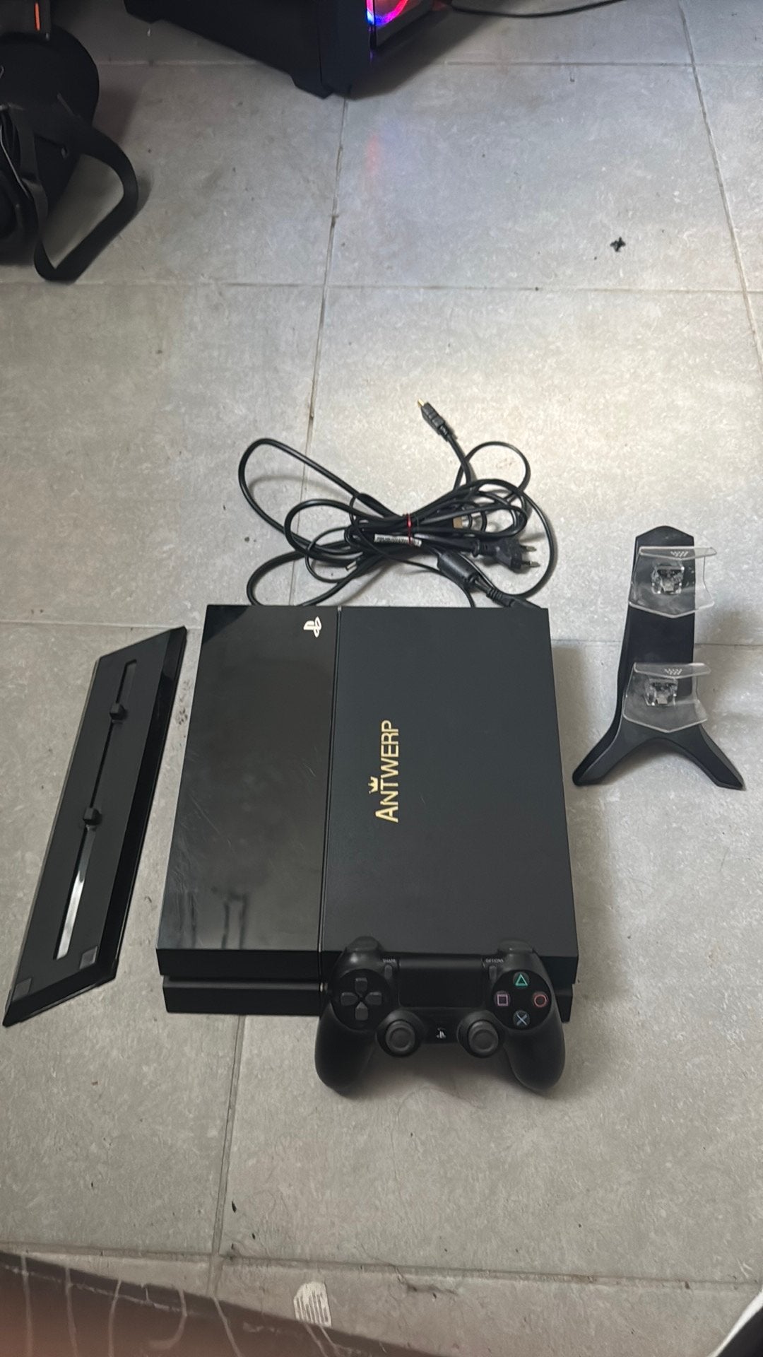 Sony playstation 4 de eerst ps4, Games en Spelcomputers, Ophalen, Met 1 controller, Original, 500 GB