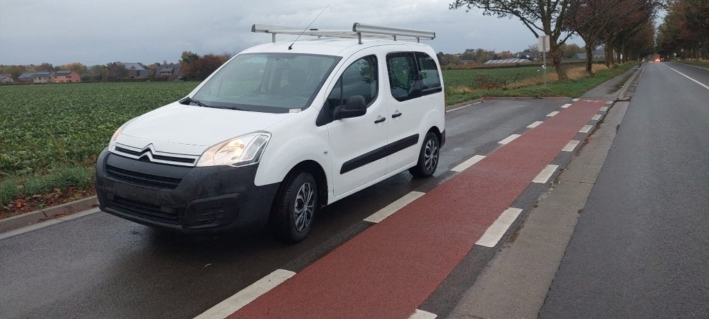 CITROEN Berlingo 1.6 VTi 98pk/cv 4p, Benzine, Auto's, Dealer onderhouden, Stof, Euro 6, 4 cilinders