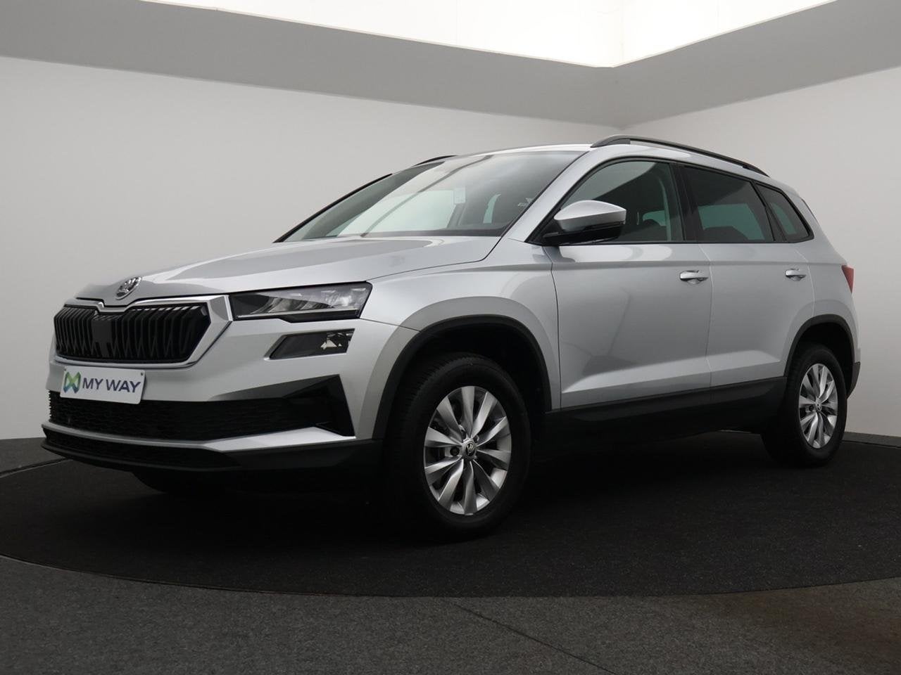 Skoda Karoq 1.5 TSI ACT Ambition DSG *TREKHAAK*NAVI*AIRCO*LE, Auto's, Automaat, Karoq, Head-up Display, SUV of Terreinwagen