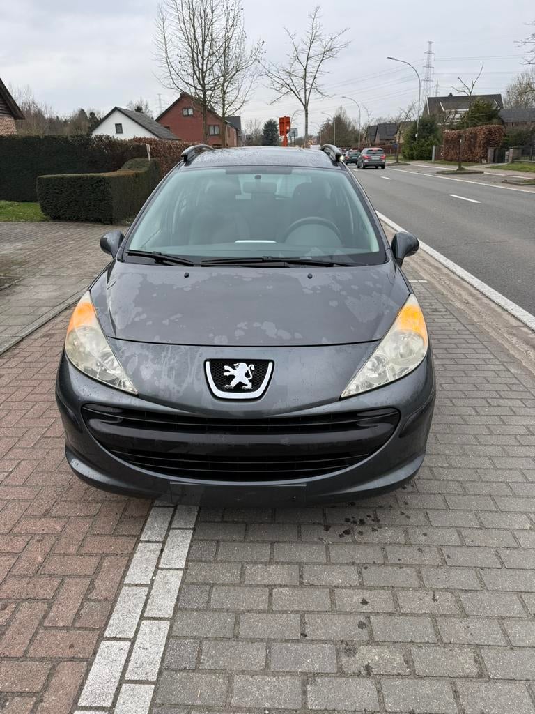 Peugeot 207 sw. met keuring voor verkoop, Auto's, Voorwielaandrijving, Euro 5, Stof, 4 cilinders