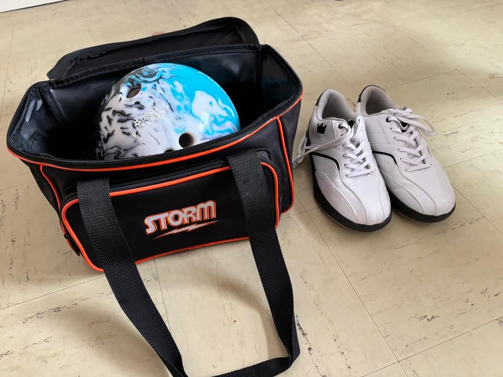 Bowling materiaal, gebruikt maar in top conditie!, Ophalen, Zo goed als nieuw, Schoenen