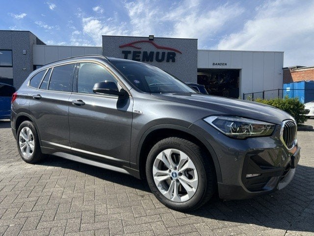 Bmw X1 Xdrive25e 220pk Pano/Leder/Led 63.000km!, Dealer onderhouden, 161 kW, Leder, Bedrijf
