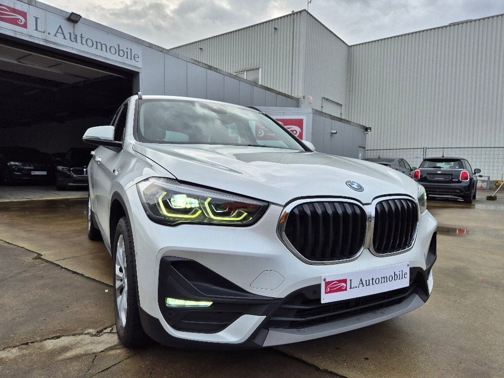 BMW X1 PHEV 1.5iA xDrive25e / 4WD / HYBRID / 2022 !!, Auto's, Dealer onderhouden, Stof, https://public.car-pass.be/vhr/e070d5ae-353b-4df7-9268-30e855265a15?lang=fr