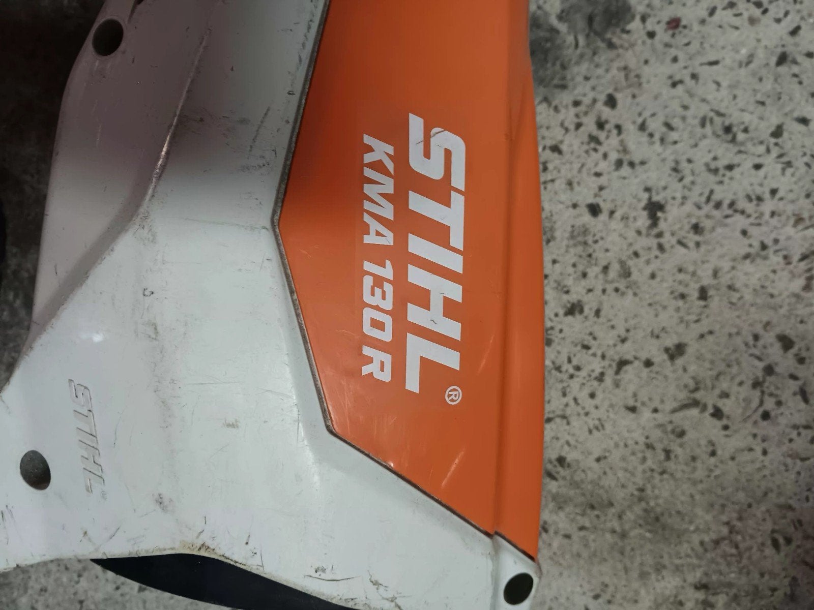 Stihl KMA 130R HS, Tuin en Terras, Hand-tuingereedschap, Ophalen, Gebruikt, Onkruidsteker, STIHL