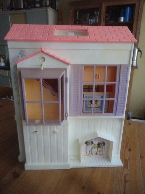 barbie huis, Kinderen en Baby's, Speelgoed | Poppenhuizen, Ophalen of Verzenden, Gebruikt, Poppenhuis