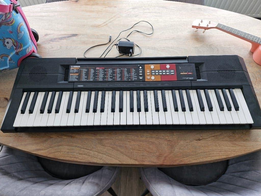 Piano Yamaha, Enlèvement, Comme neuf, Noir, Piano