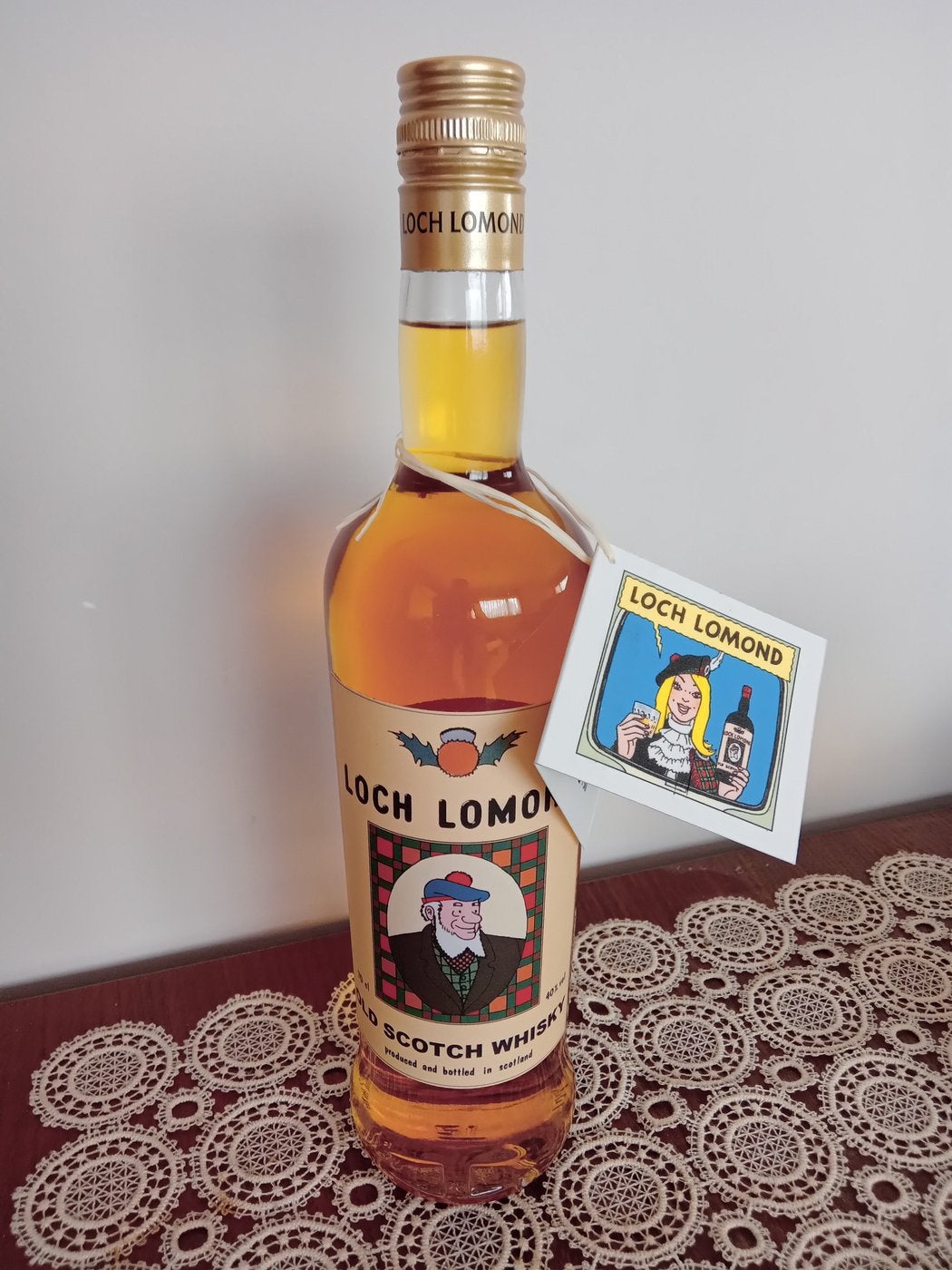 Tintin Kuifje RARE bouteille du Loch Lomond (grand format), Collections, Envoi, Tintin, Neuf, Autres types