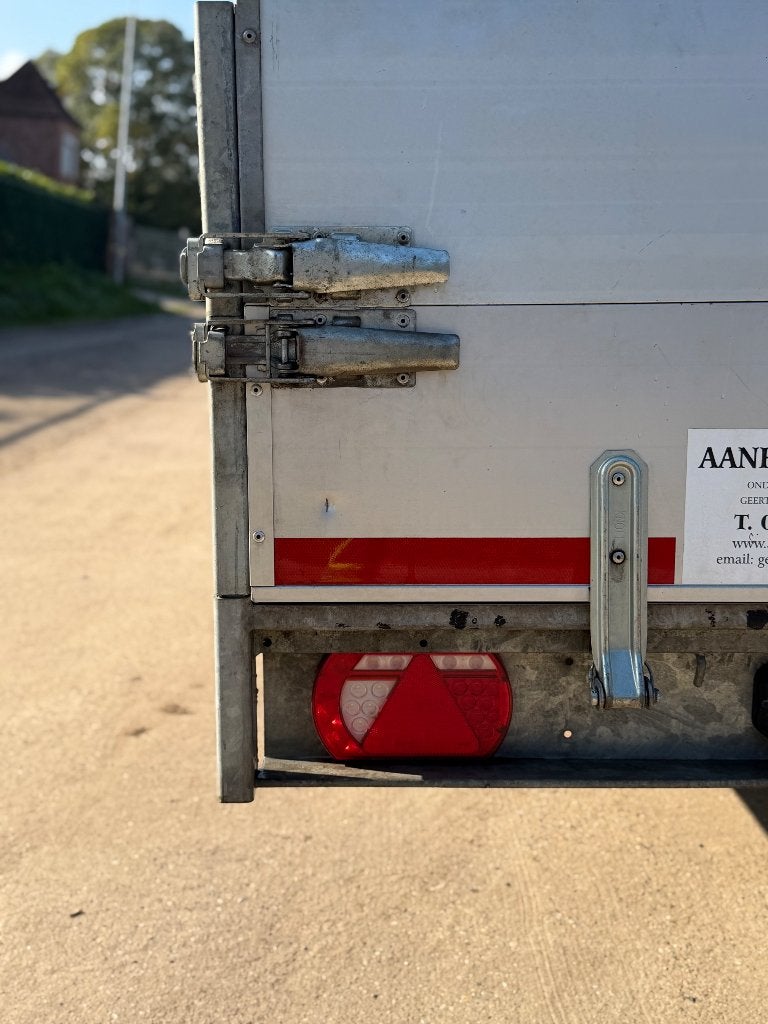 Aanhangwagen/autoambulance, Auto's, Bedrijf, 890 kg, Te koop