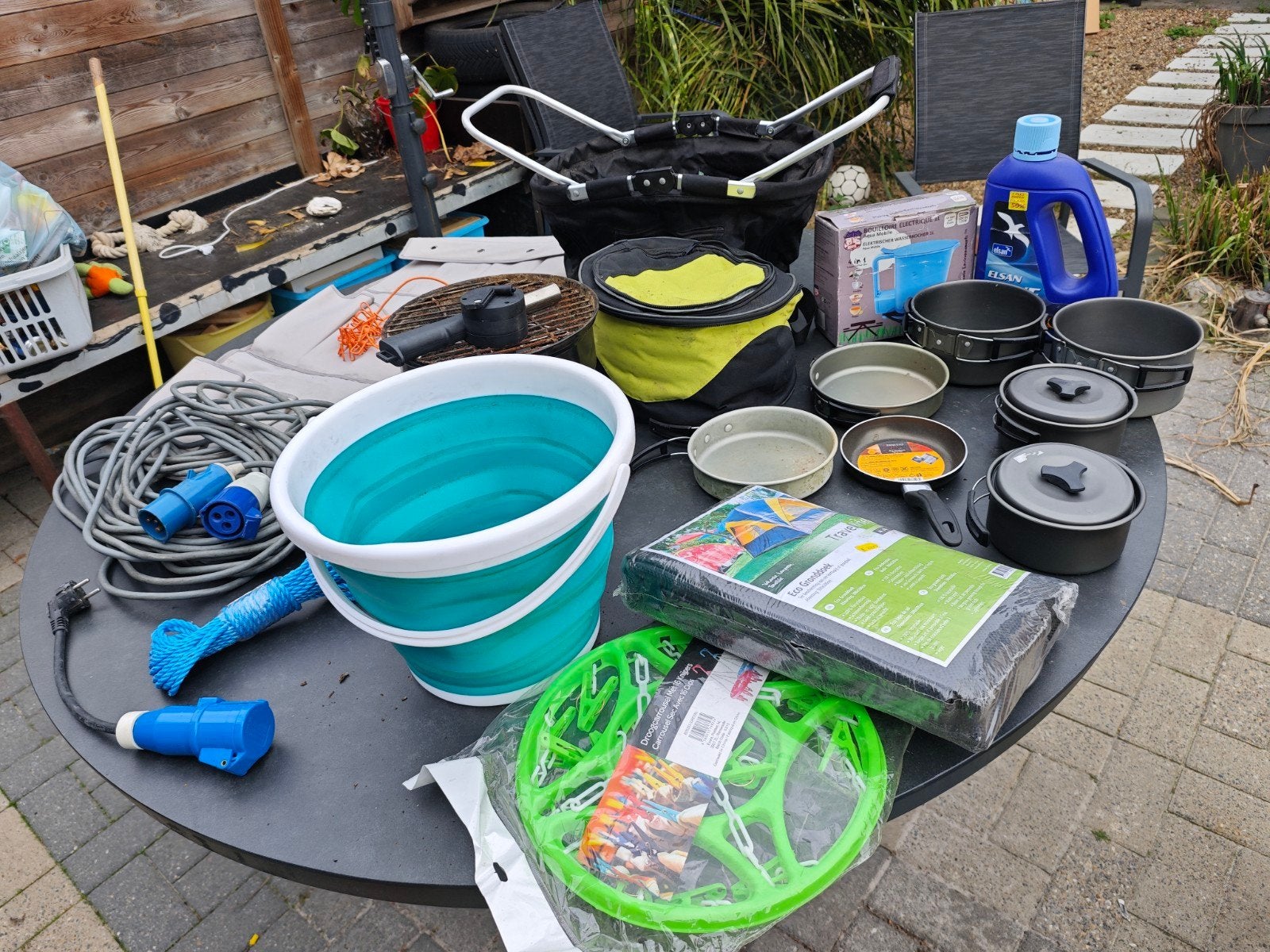lot camping spullen cee verlengkabel gronddoek enz, Ophalen of Verzenden
