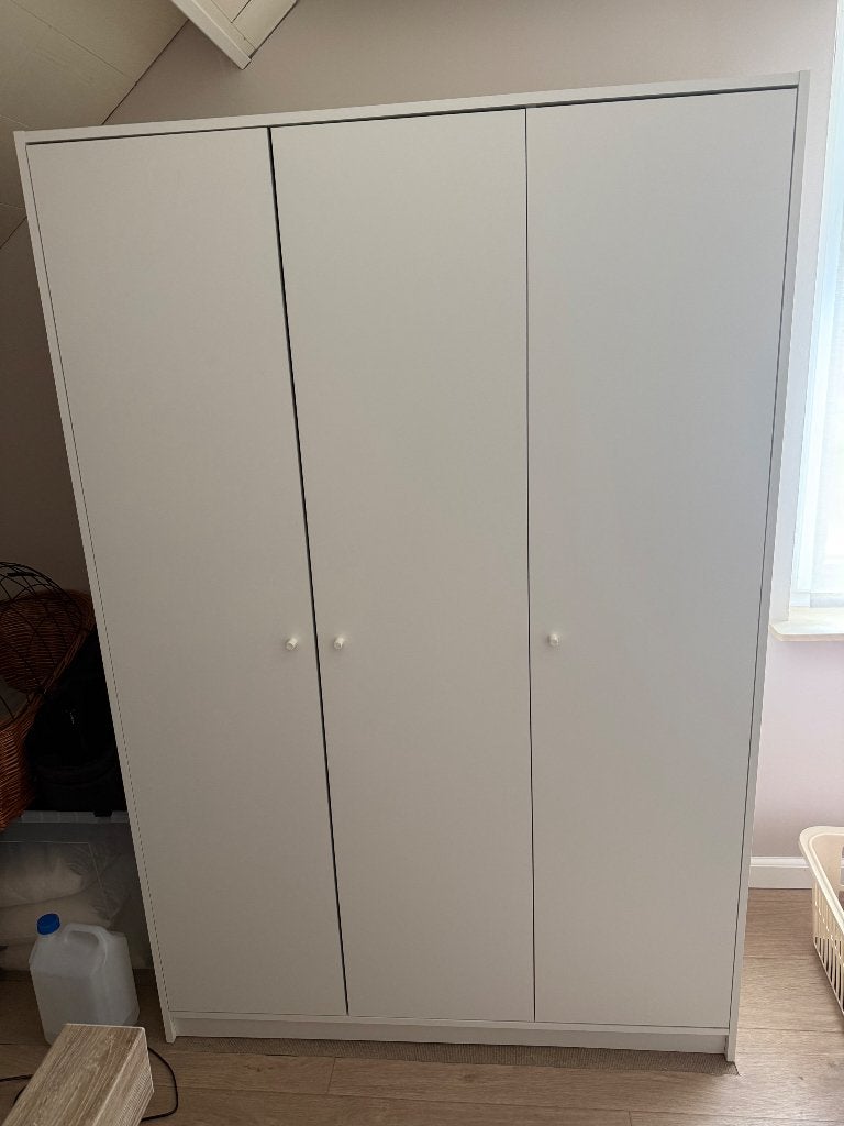 Kleerkast, Ophalen, 100 tot 150 cm, Zo goed als nieuw, 150 tot 200 cm