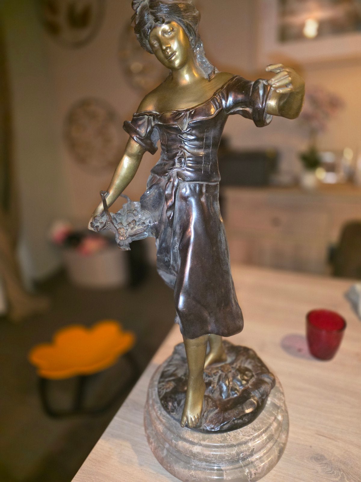 mooie grotte bronzen beeld, Ophalen