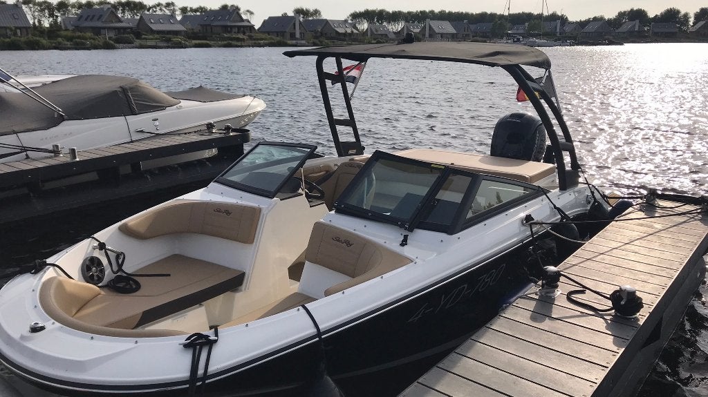 Sea Ray SPX190 OB (met liefde onderhouden), Ophalen, 120 tot 200 pk, Zo goed als nieuw, Sea Ray