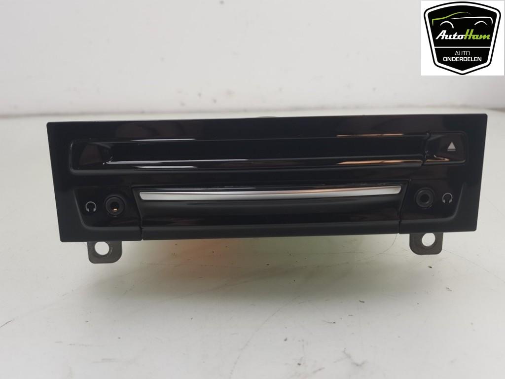 DVD SPELER BMW 5 serie (G30) (01-2016/06-2023), Gebruikt, BMW