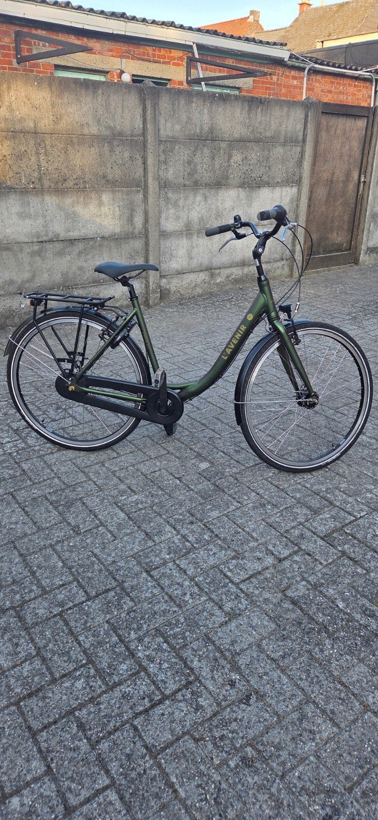 Dames fiets wielmaat 28 inch, Fietsen en Brommers, Ophalen