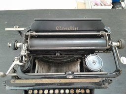 Très belle machine à écrire Contin en parfait état, Divers, Enlèvement, Comme neuf