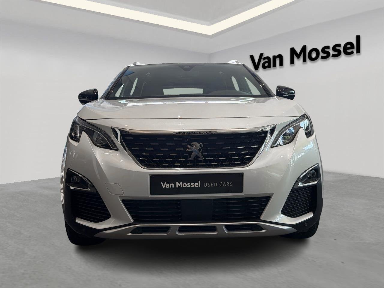 Peugeot 3008 SUV GT Line Hybrid 225 e-EAT8, Stof, Gebruikt, 4 cilinders, Parkeersensor