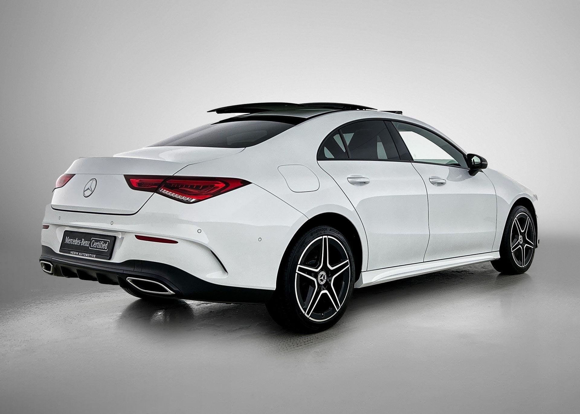 Mercedes-Benz CLA-klasse 250 e Coupé AMG Line Night Pack |, Auto's, Stof, Gebruikt, Zwart, 4 cilinders