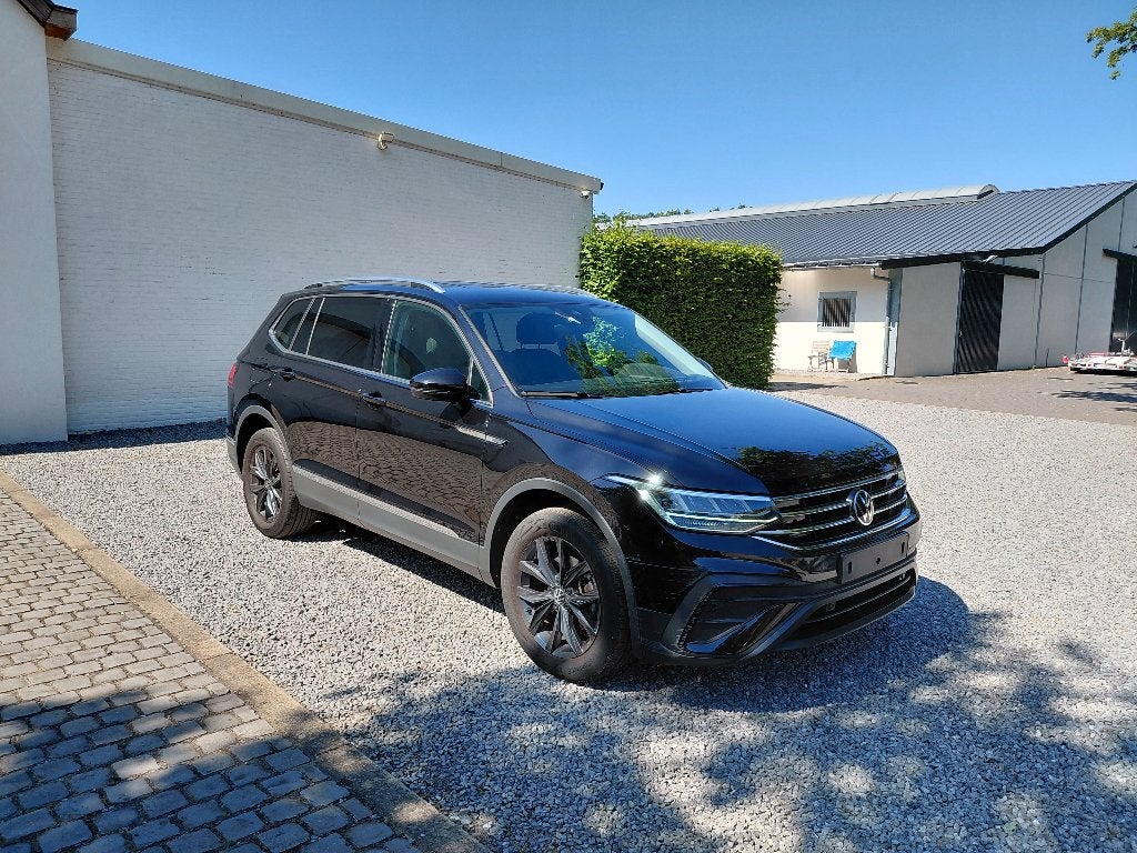 Volkswagen Tiguan All Space 7pl business 1.5 TSI 150 pk, Achat, 1800 kg, Entreprise, 7 places