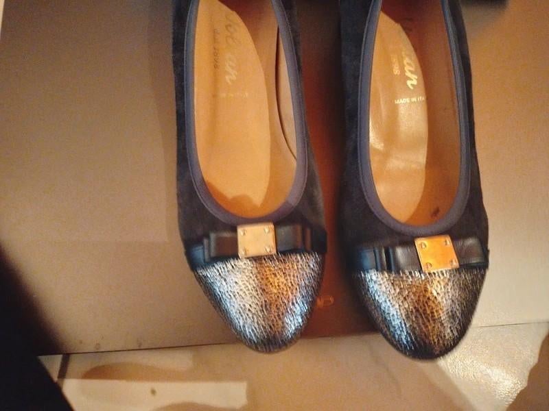 Belle chaussure bleue pour femme Brand Voltan taille 37, Enlèvement ou Envoi, Escarpins, Voltan, Comme neuf