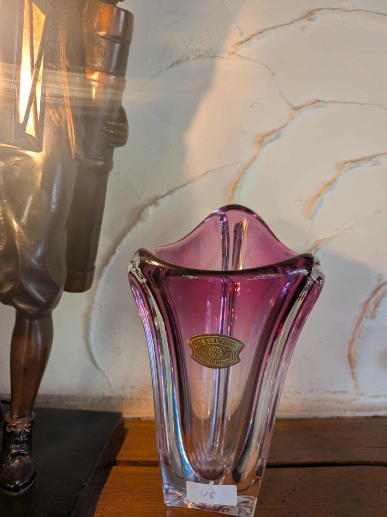 Vase rose et incolore torsadé en cristal Val St Lambert, Antiquités & Art, Enlèvement