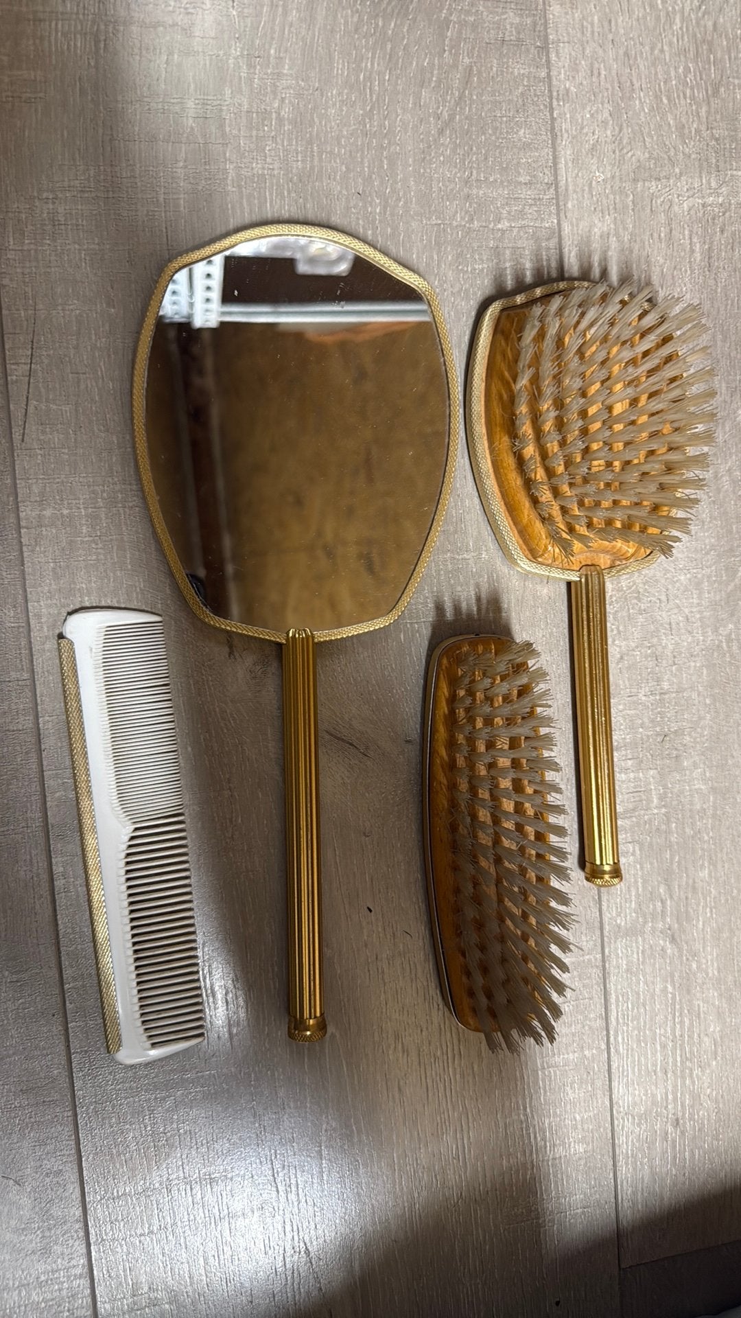 Vintage 4-delige kaptafelset / boudoir set, Handtassen en Accessoires, Uiterlijk | Haarverzorging, Ophalen of Verzenden, Zo goed als nieuw