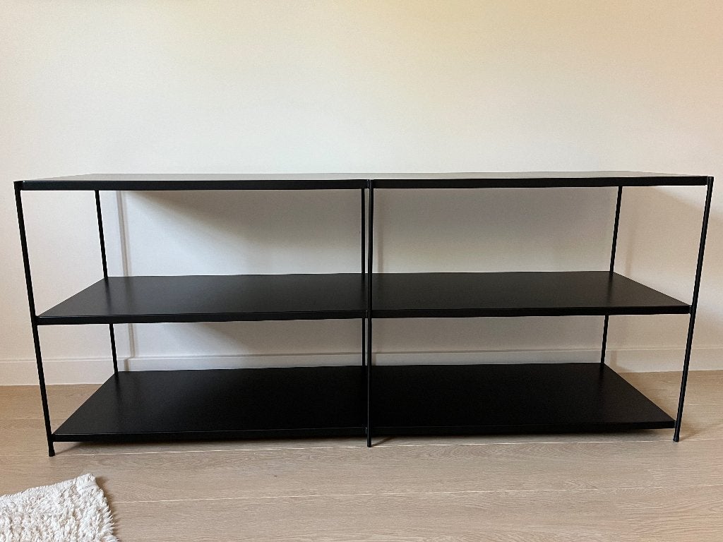Zwart metalen rek Furnified, 25 à 50 cm, Avec tablette(s), Moins de 100 cm, 150 à 200 cm