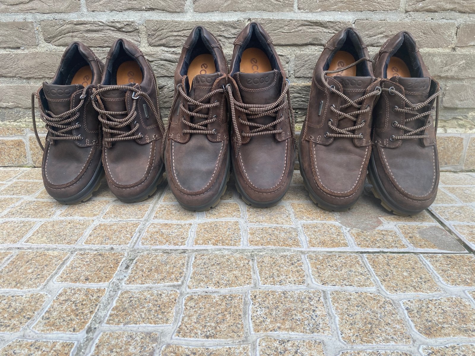 Kleur:Donker bruin/merk: ecco/maat: 1 van 40 en 2 van 44, Kleding | Heren, Schoenen, Ophalen, Bruin, Zo goed als nieuw, Veterschoenen