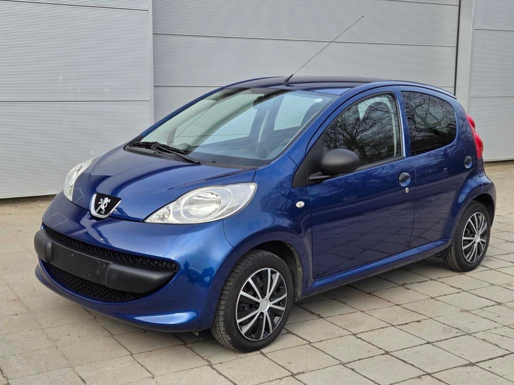 Peugeot 107 1.0 12V | Blauw Metallic | 5-Deurs | Topstaat, Voorwielaandrijving, 4 zetels, Stof, Zwart
